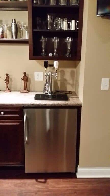 minifridge and tap